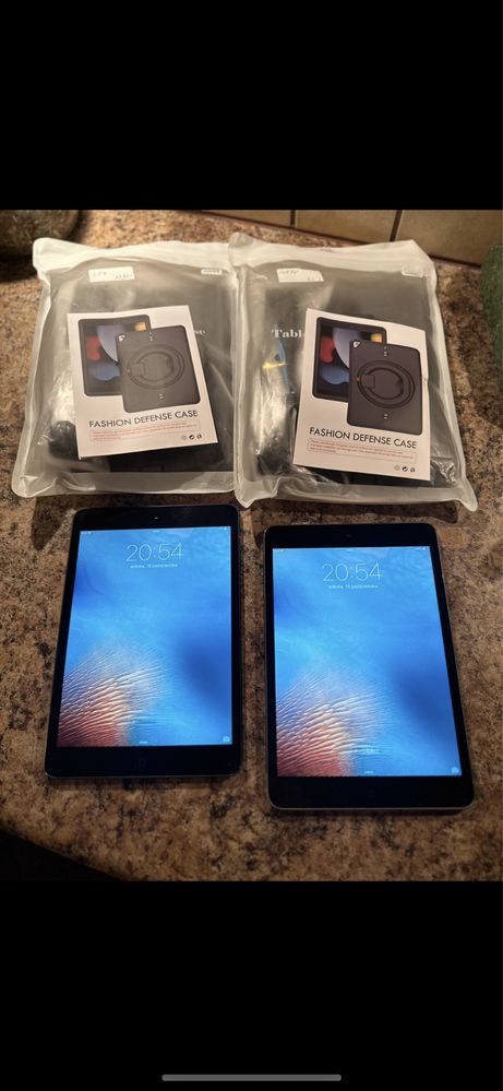 Tablet iPad Apple Retina. - 2 sztuki
