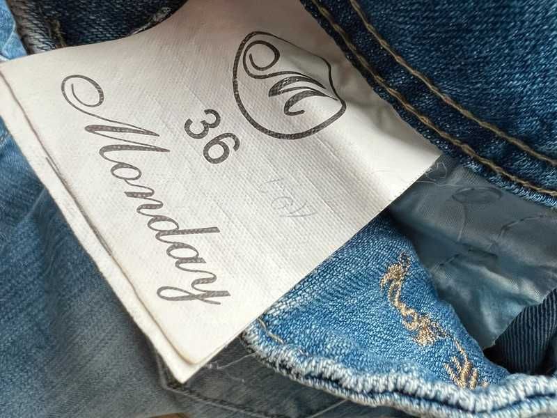 Spódniczka jeansowa mini r. 36