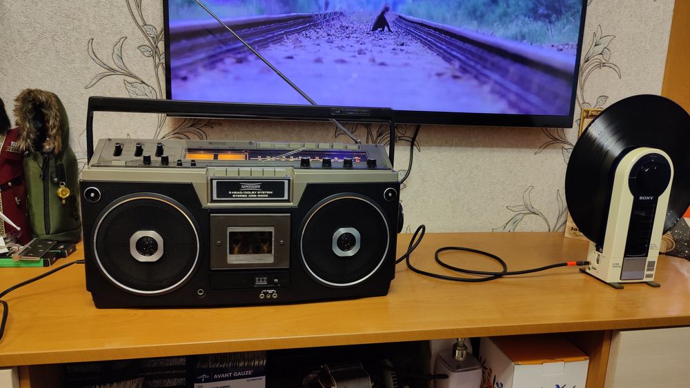 Магнитола Superscope by Marantz crs-5000 плюс подарок