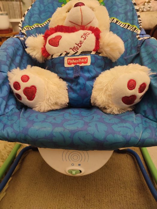 Крісло-гойдалка 3в1 із заколисування.