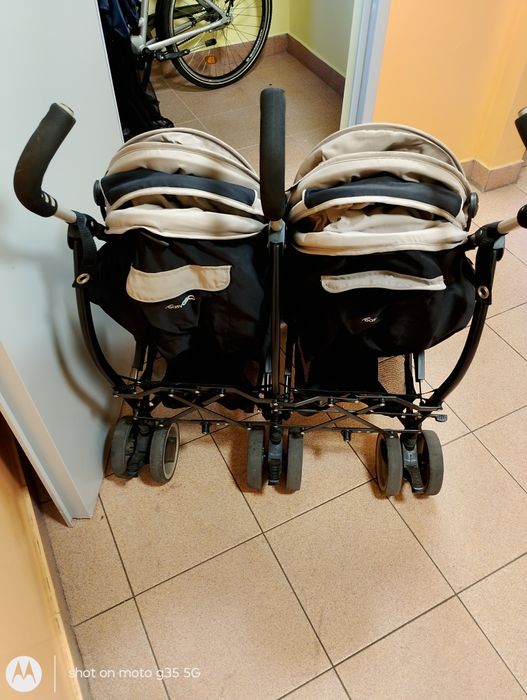 Wózek spacerowy parasolka bliźniaczy