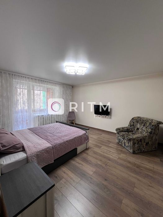 Оренда 2-к. квартира з новими меблями, вул. Конякіна