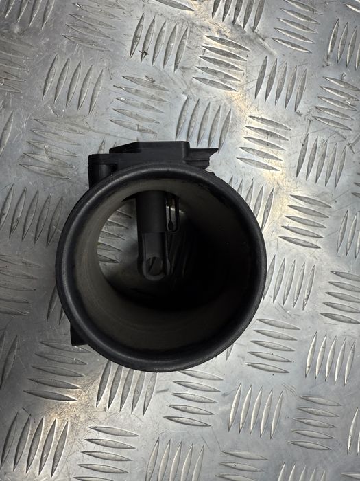 Расходомер воздуха volvo 9202199