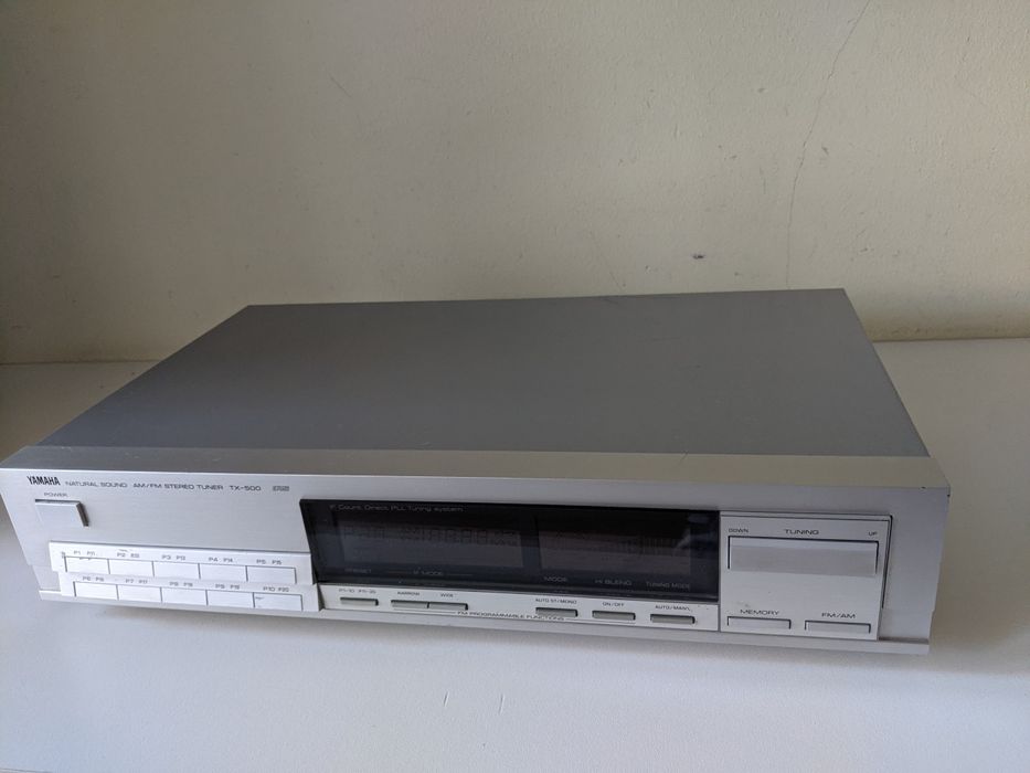 Tuner Yamaha TX-500 radiowy AM / FM radio