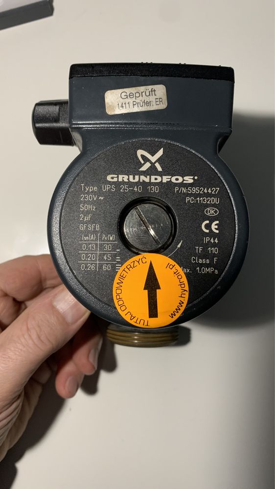 Pompa c.o.  GRUNDFOS  UPS 25-40   130mm