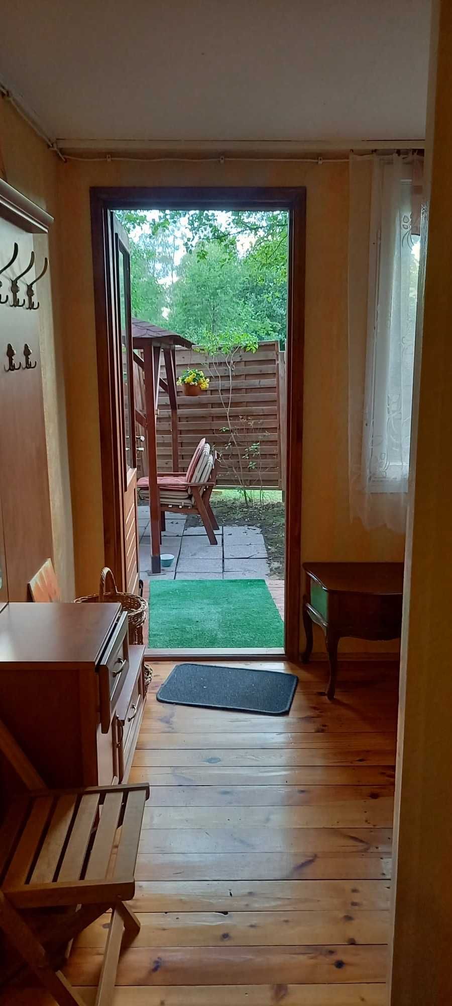 Malowniczy domek z prywatnym zejściem do jeziora