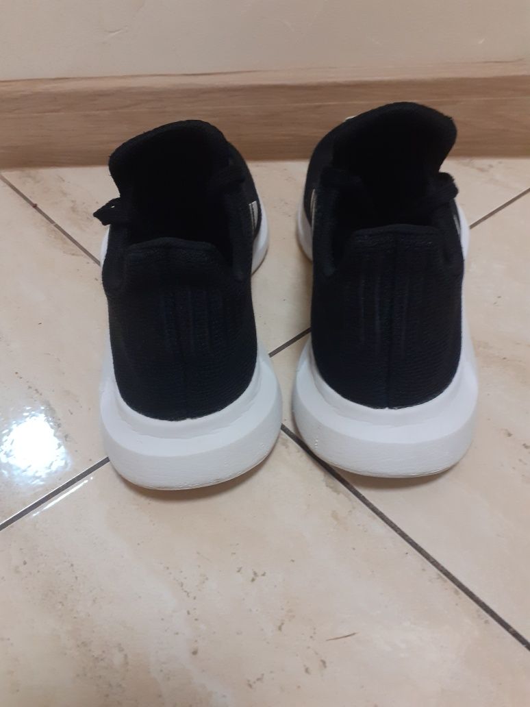 Sprzedam Adidasy