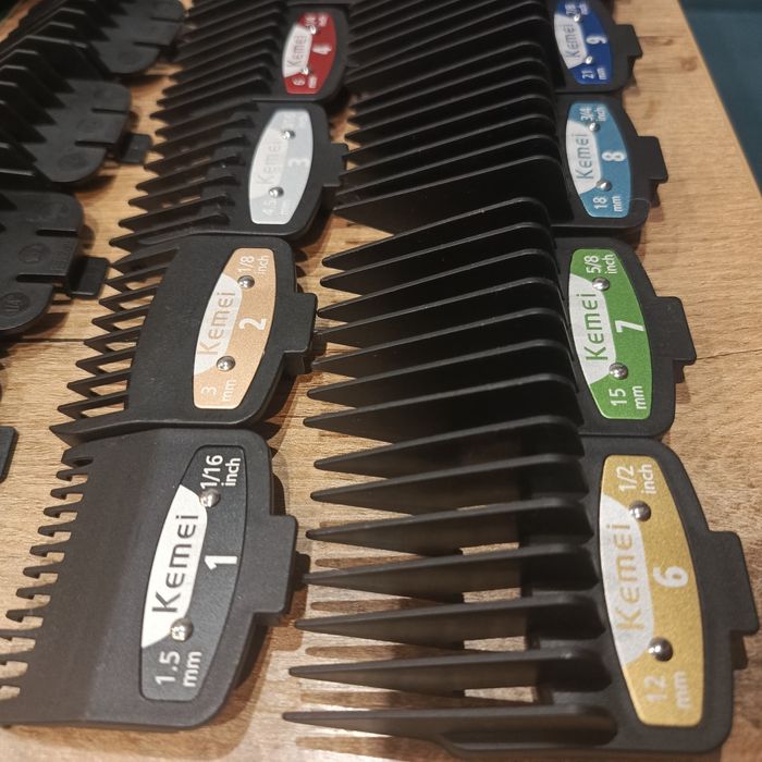 Profesjonalna maszynka do strzyżenia włosów KEMEI dla mężczyzn,