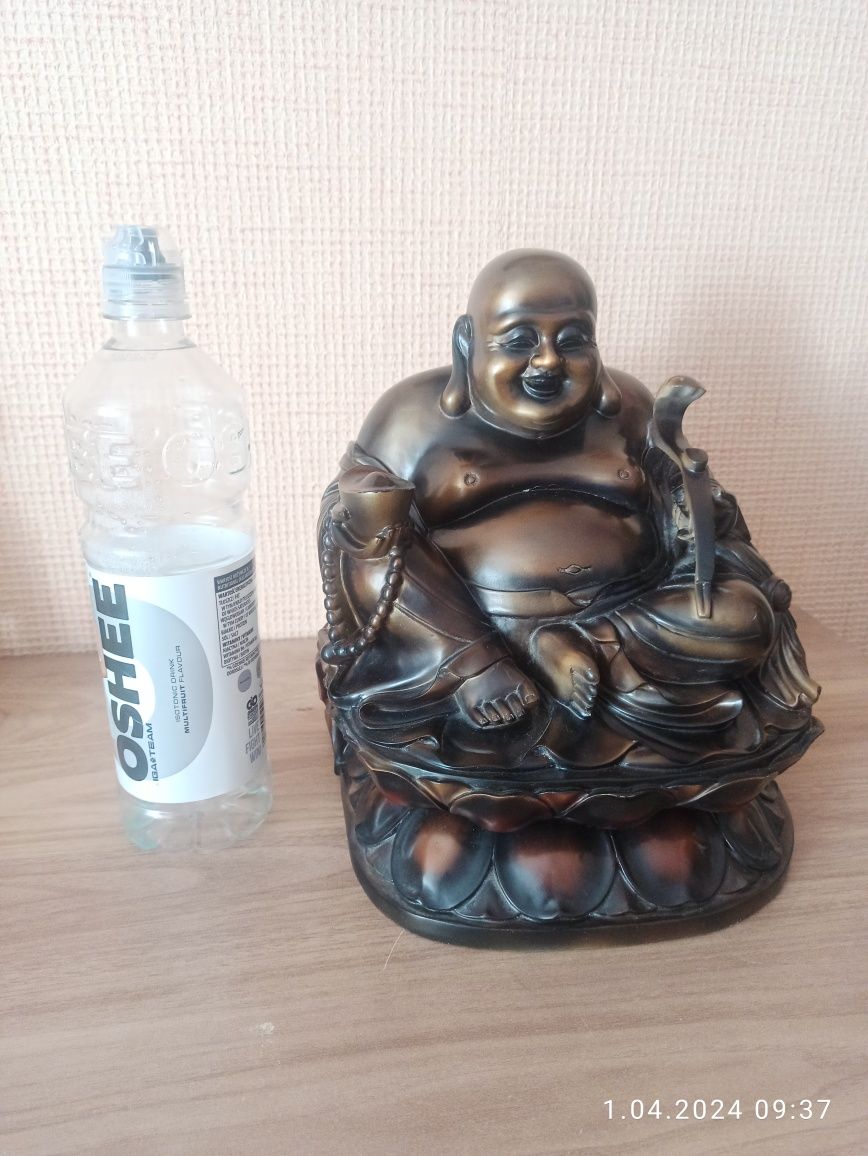 Figura uśmiechnięty siedziący budda