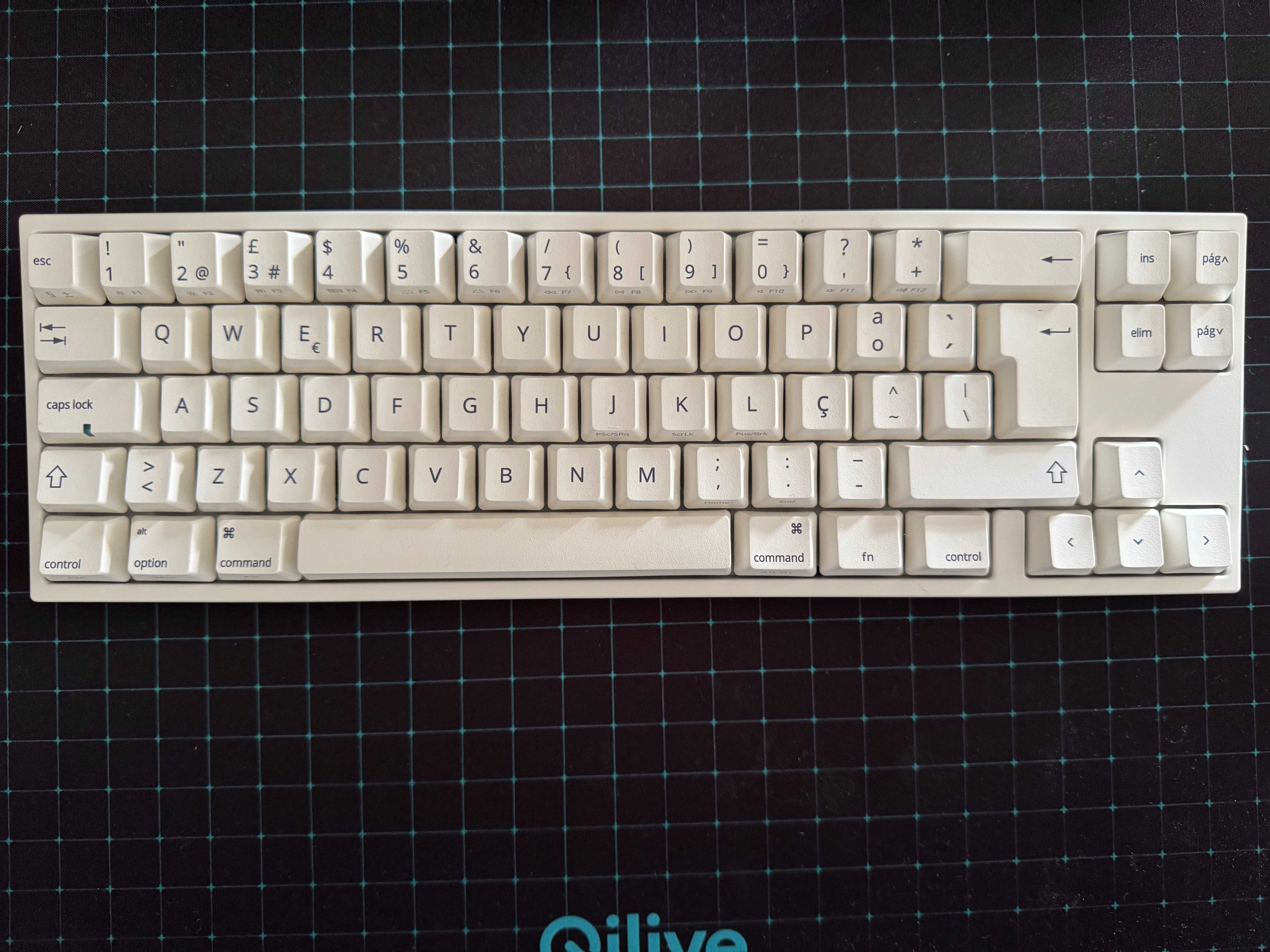 Teclado Ducky Miya Pro