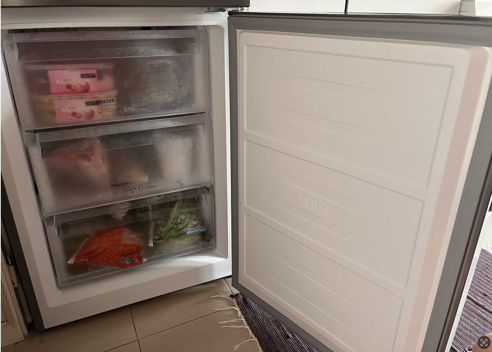 FRIGORÍFICO BECKEN Inox  BC4322 IX em ótimo estado!