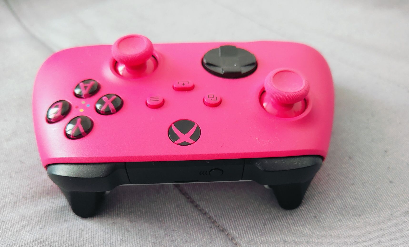 Pad Joystick Xbox series X/S od Microsoft