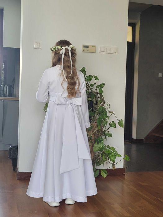 Alba suknia na komunię
