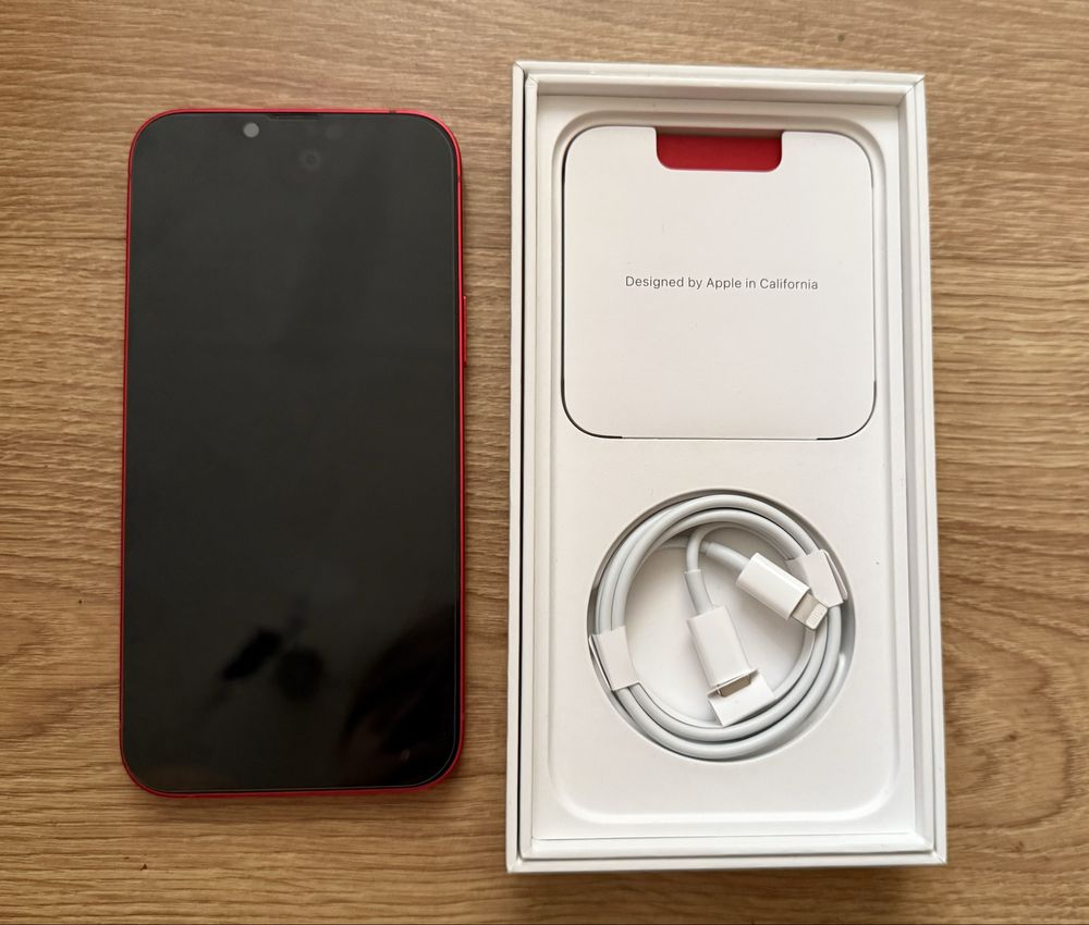 iPhone 14 Plus 128 GB RED – stan bardzo dobry + 15 etui