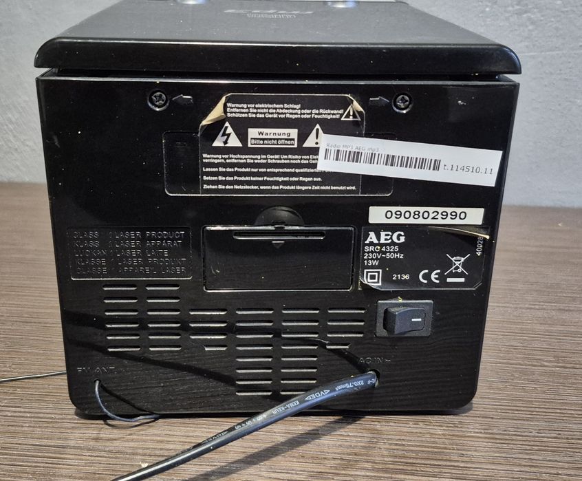 Radio budzik AEG SRC4325 Sprawny