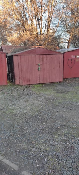 Гараж Ближні Гречани