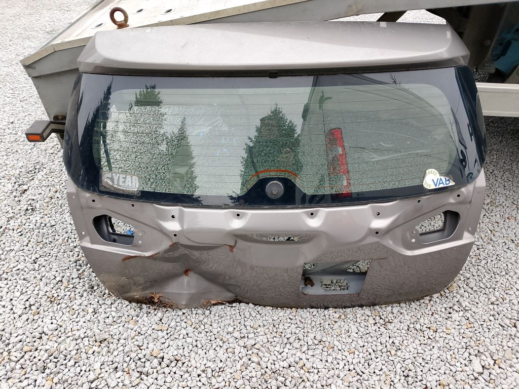 Toyota Auris 2 HB Tylnia Szyba