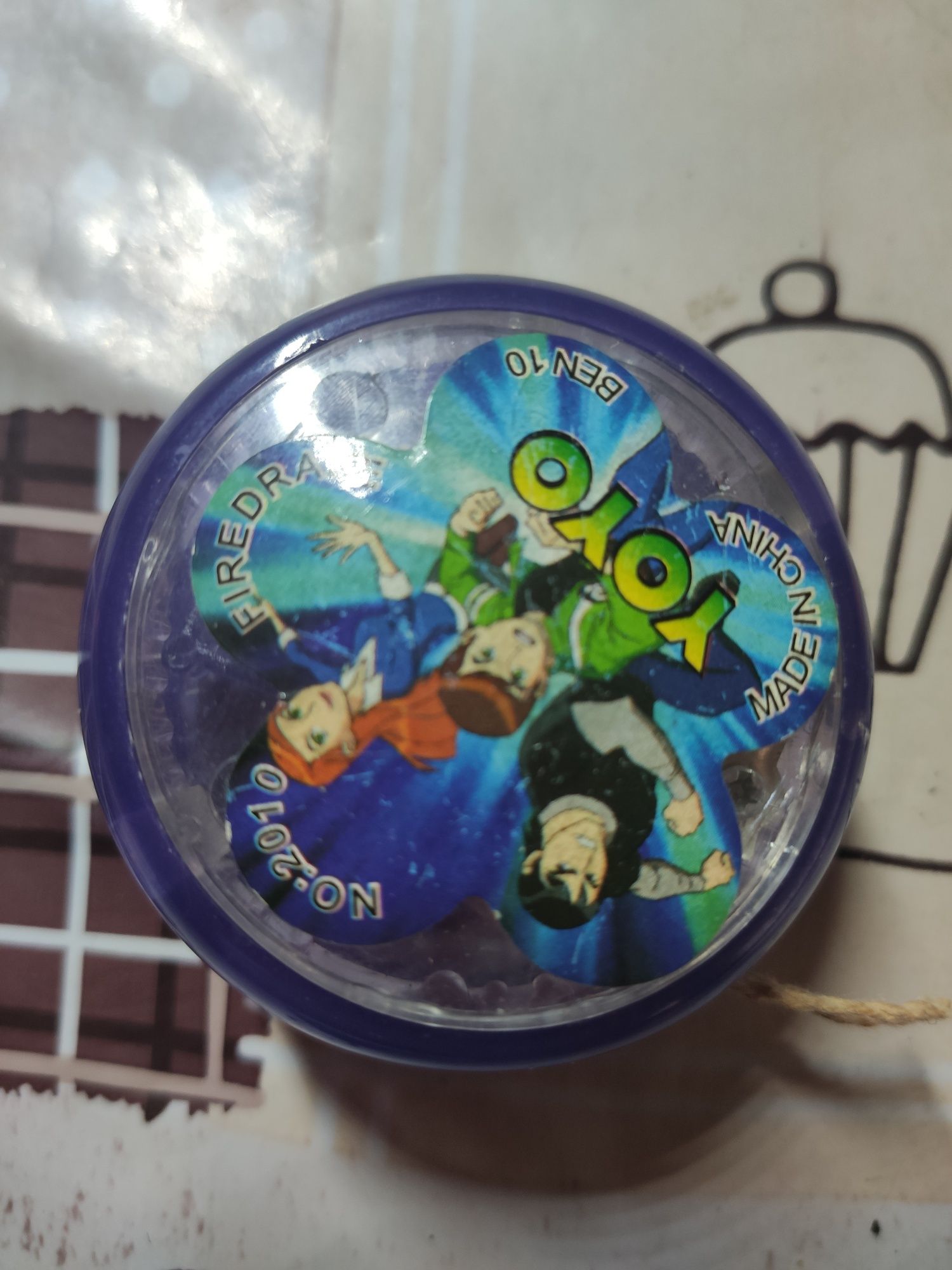 Детские часы и игрушка