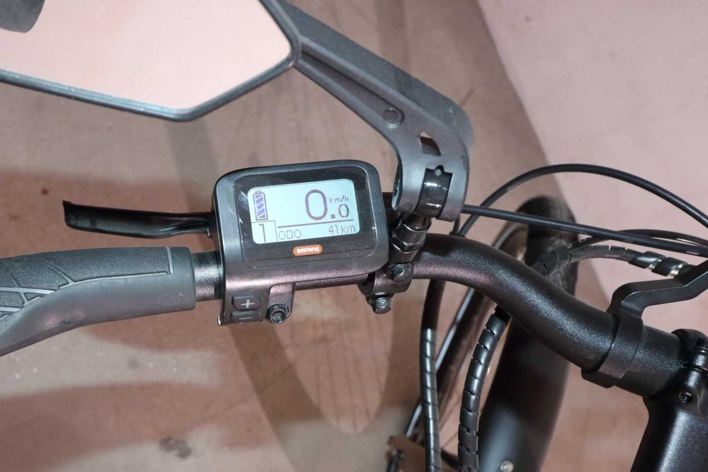 Bicicleta elétrica Beeq B400 exatamente nova e na garantia. Tamanho M