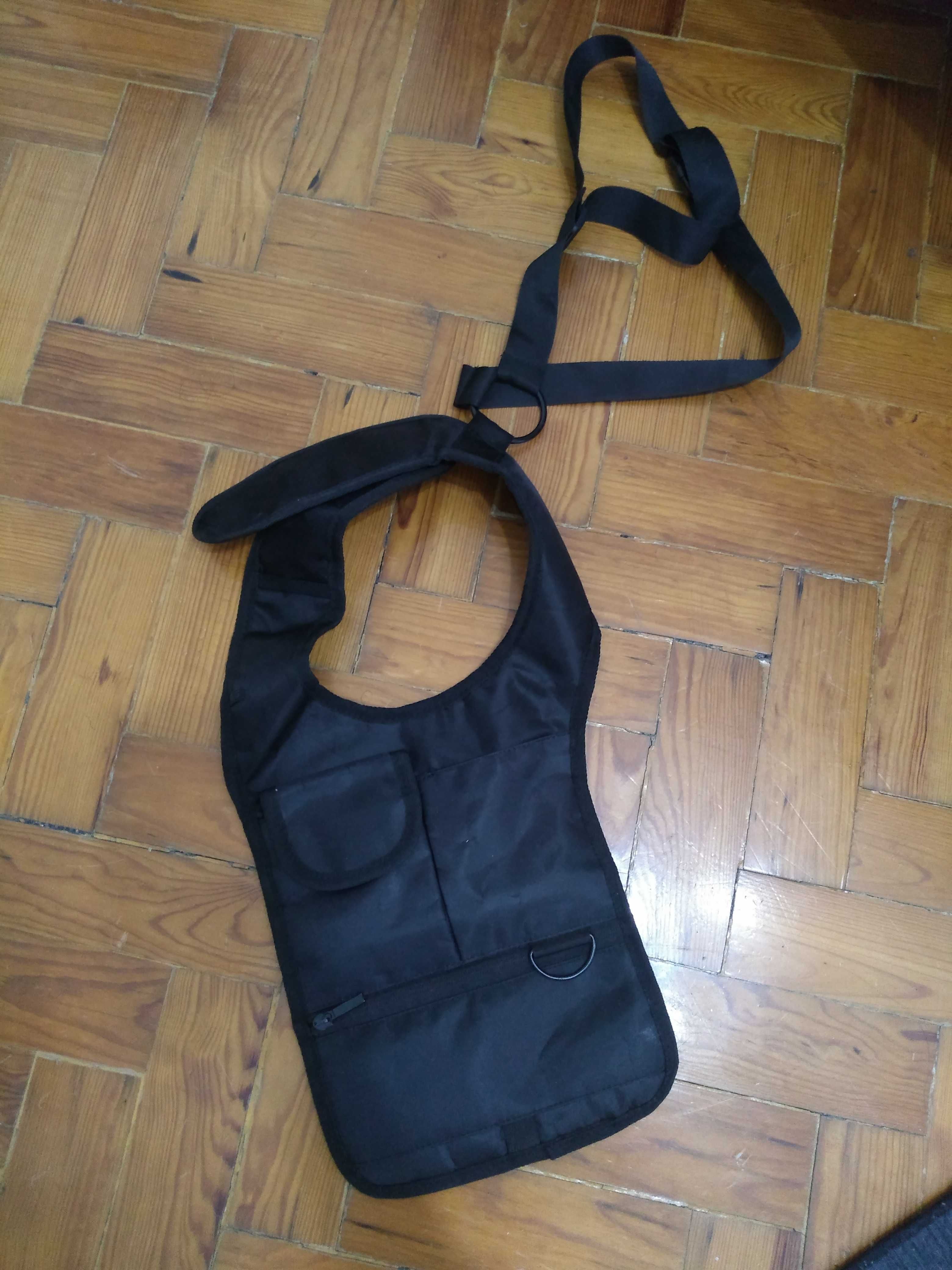 Bolsa/porta-documentos interno