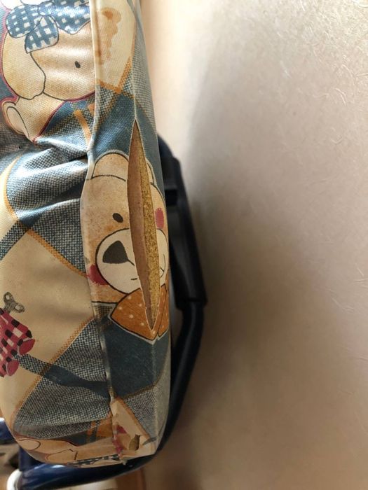 Годувальний стільчик столик