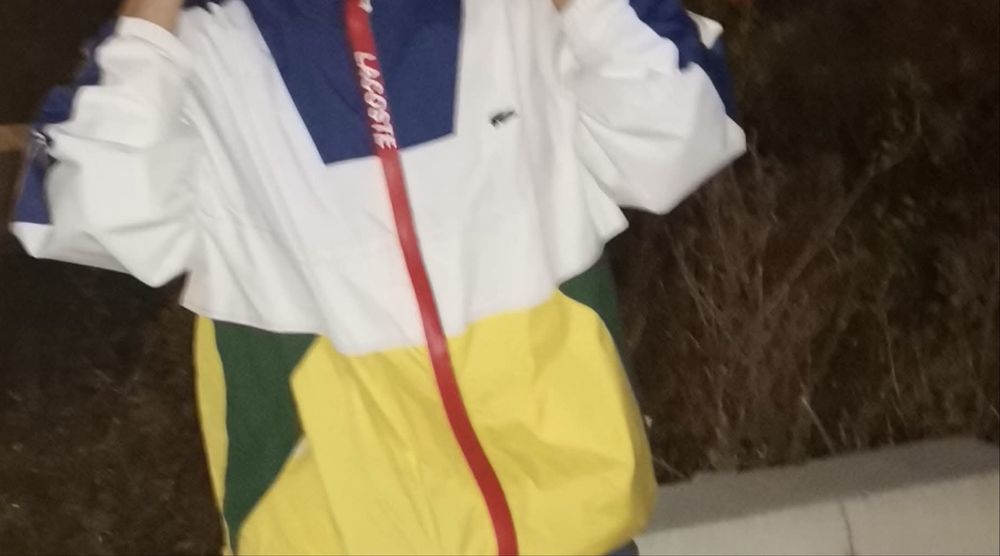 Casaco lacoste como novo