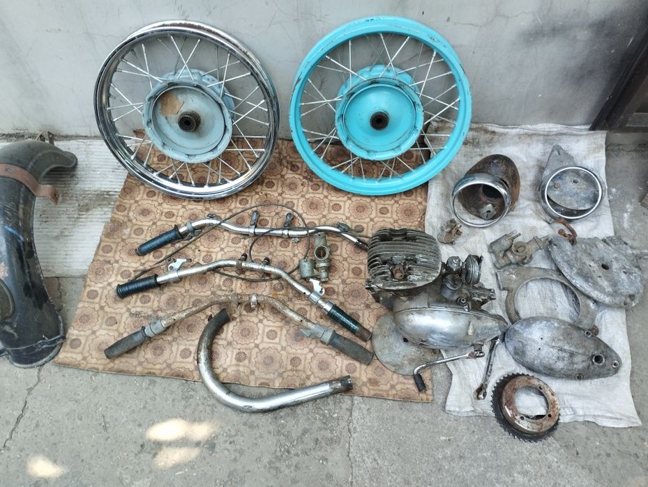 Продам колесо на мотоцикл Иж49, 56