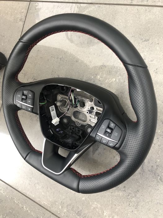 Volante Ford Focus MK4