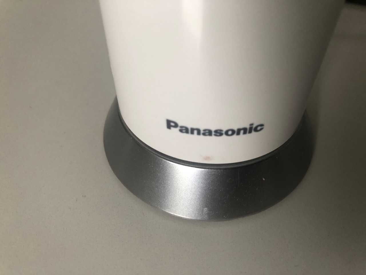 Telefone portatil design moderno marca Panasonic