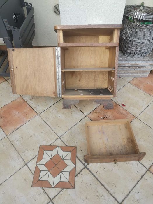 Nocna szafka, dębowa stara do renowacji