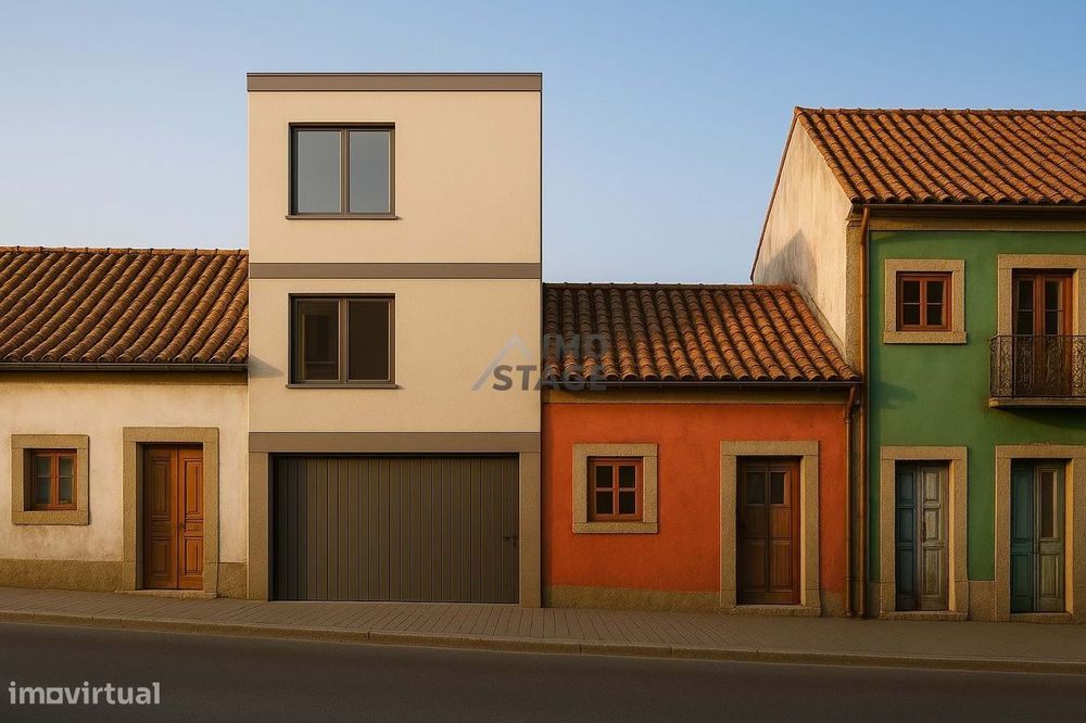 Terreno  com PIP aprovado para 2 apartamentos ou uma moradia  no coraç