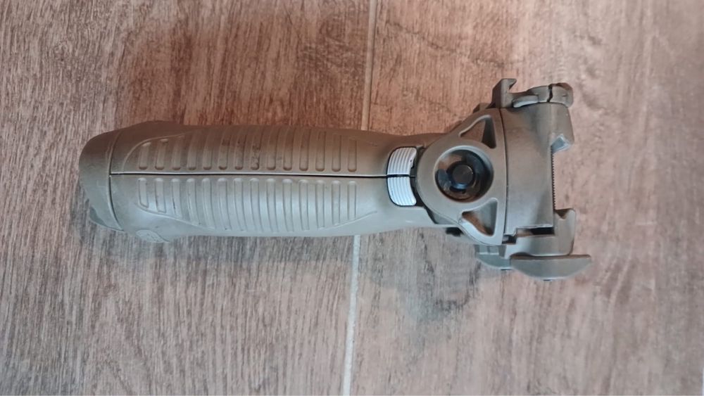 Ручка переносу вогню з викидними сошками Fab Defense T-P00 G2 PR