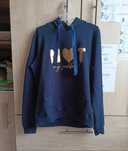 Granatowa bluza z kapturem oraz stylowym nadrukiem / Carmen / roz. XS