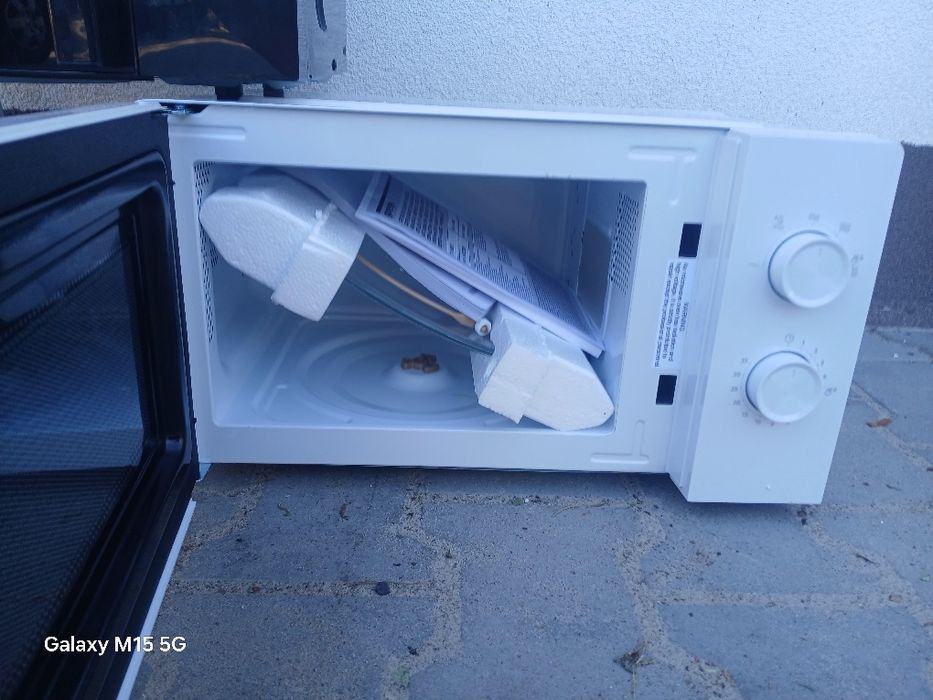 Мікрохвильова піч з Європи Gorenje MO20A3B.