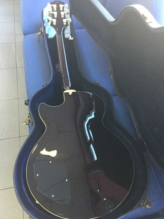 guitarra Peerless la Muse NA