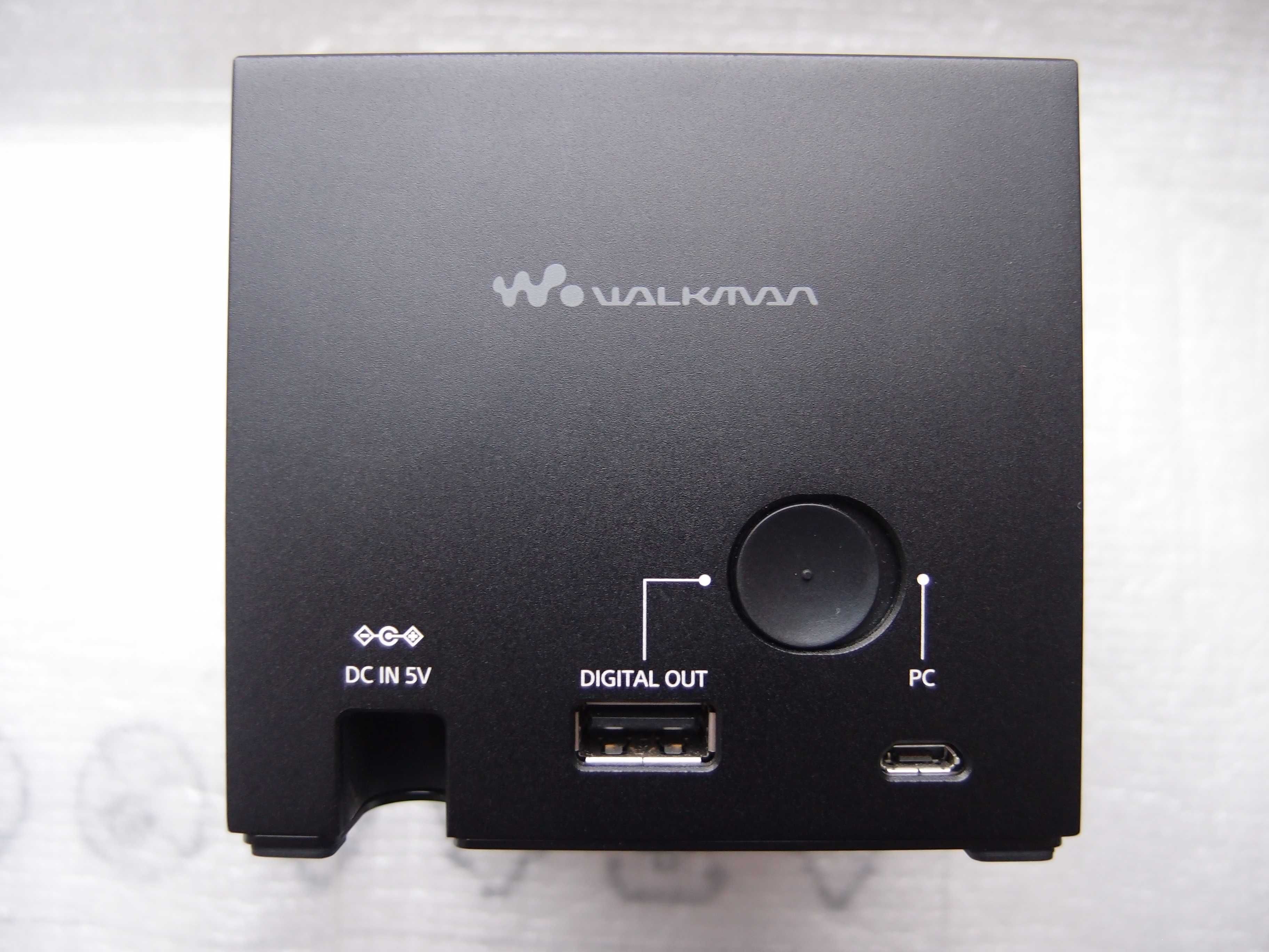 Док-станция Sony Walkman Cradle BCR-NWH10