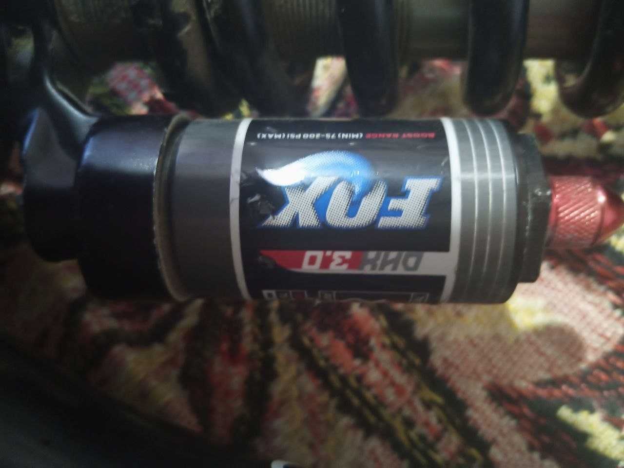 Рама Kona stinky 2006 + аморт FOX DHX 3.0 (DH FR specialized, fox)