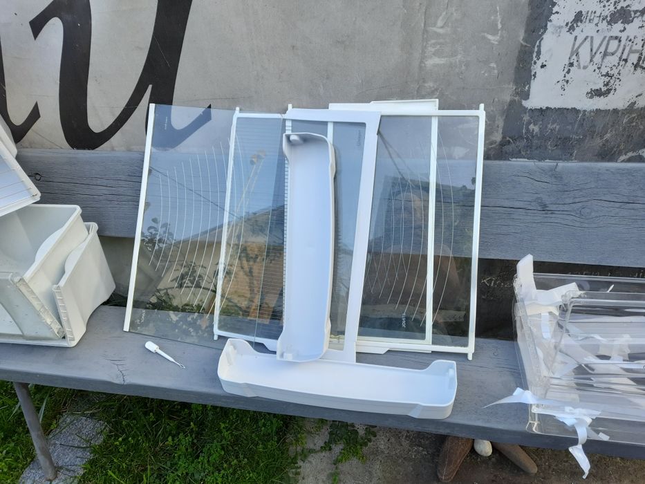 Полка для бутылок Beko ящики стекло Indesit Hotpoint Ariston Stinol