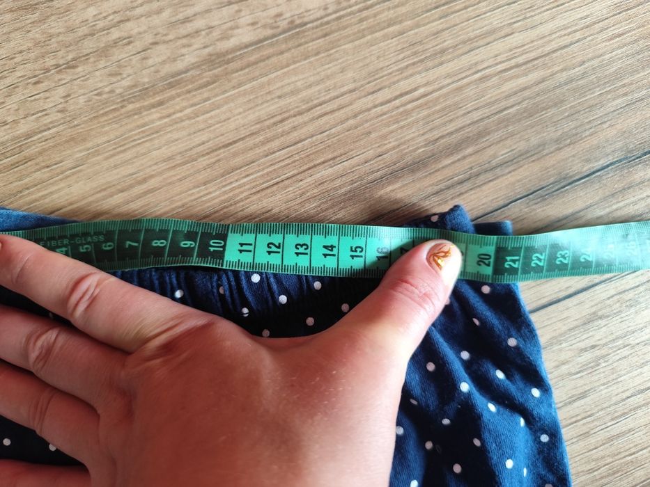 Szorty dla dziewczynki 74-80 r