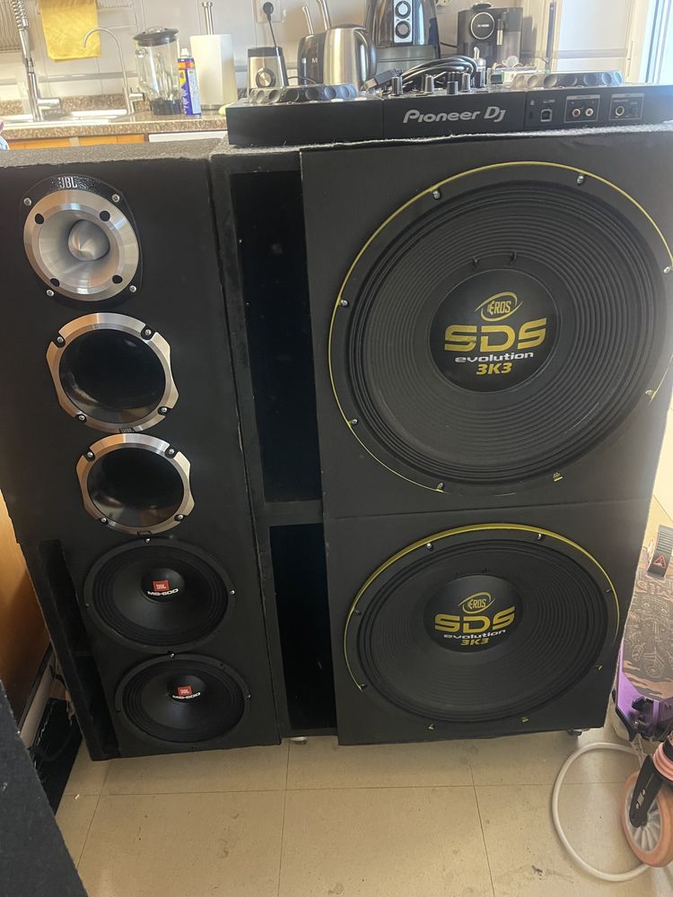 Coluna Eros Jbl soundigital stetsom