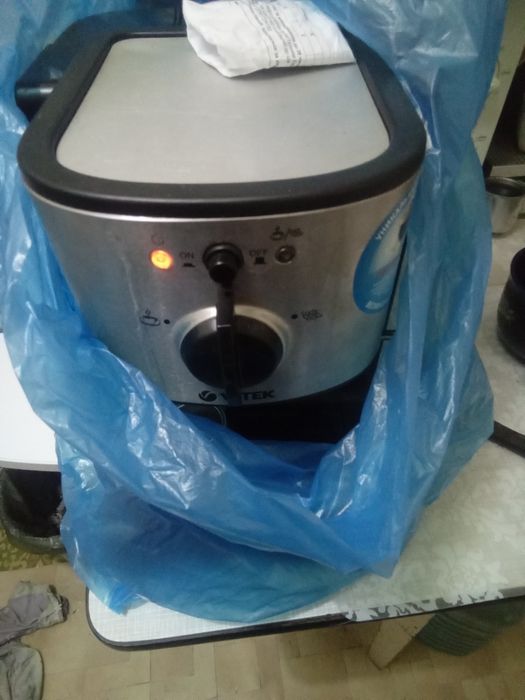 Кофеварка Витек комплектна