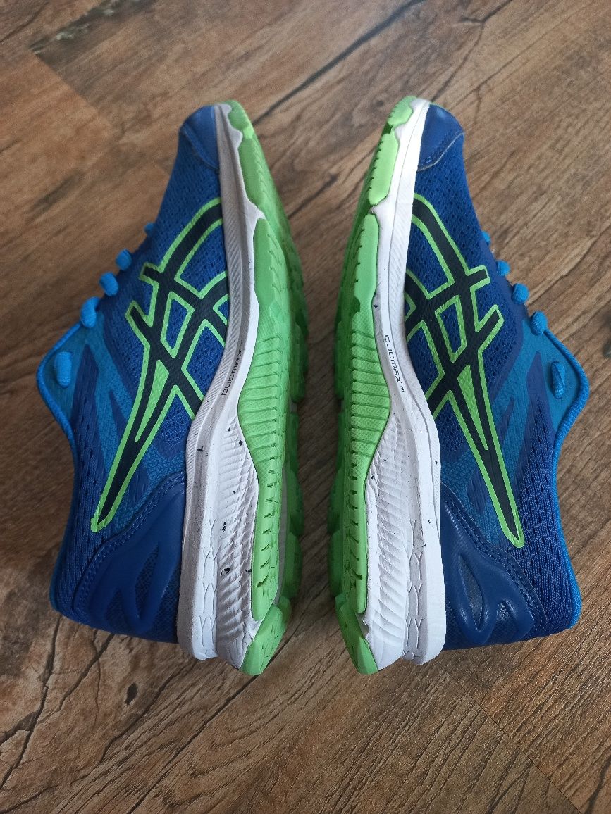 Кросівки Asics GT-1000 розмір 37 в см 23.3