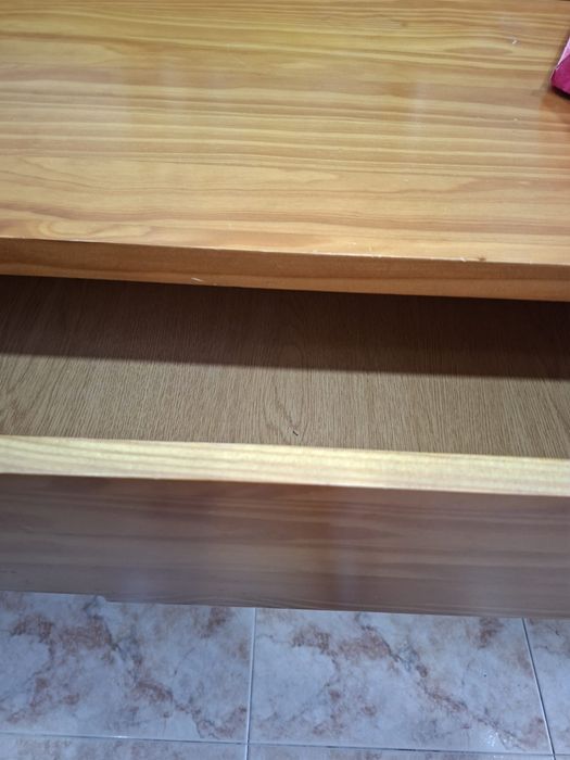 Móvel de Pinho Harpa com Espelho Grande – Clássico e Elegante