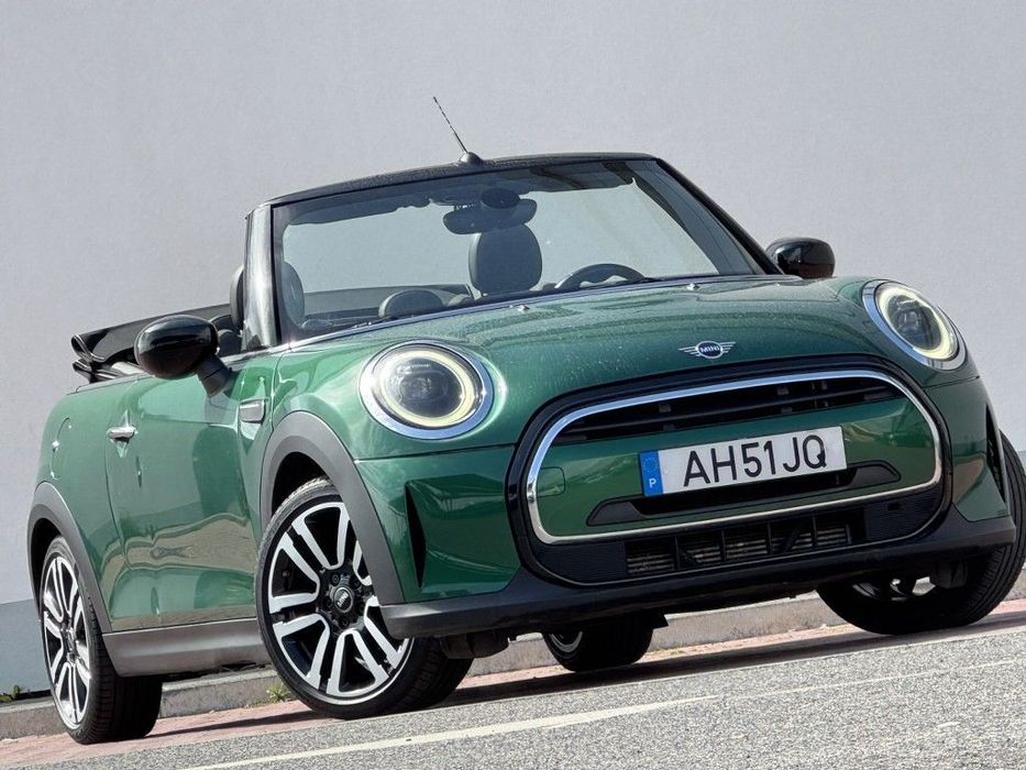 MINI Cabrio Cooper Premium Essential Auto