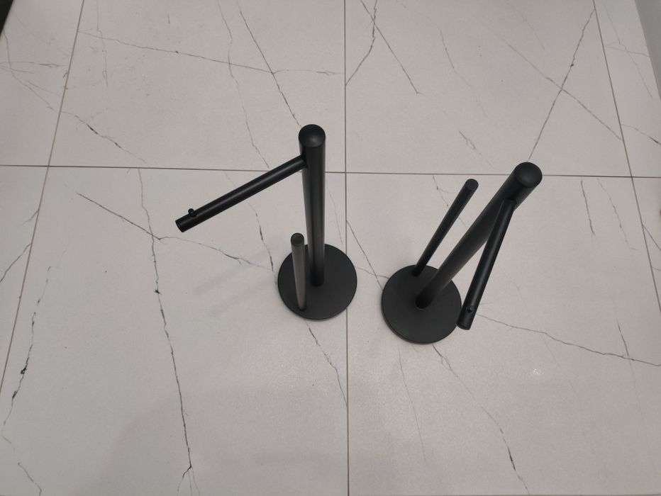 Stojaki na papier toaletowy