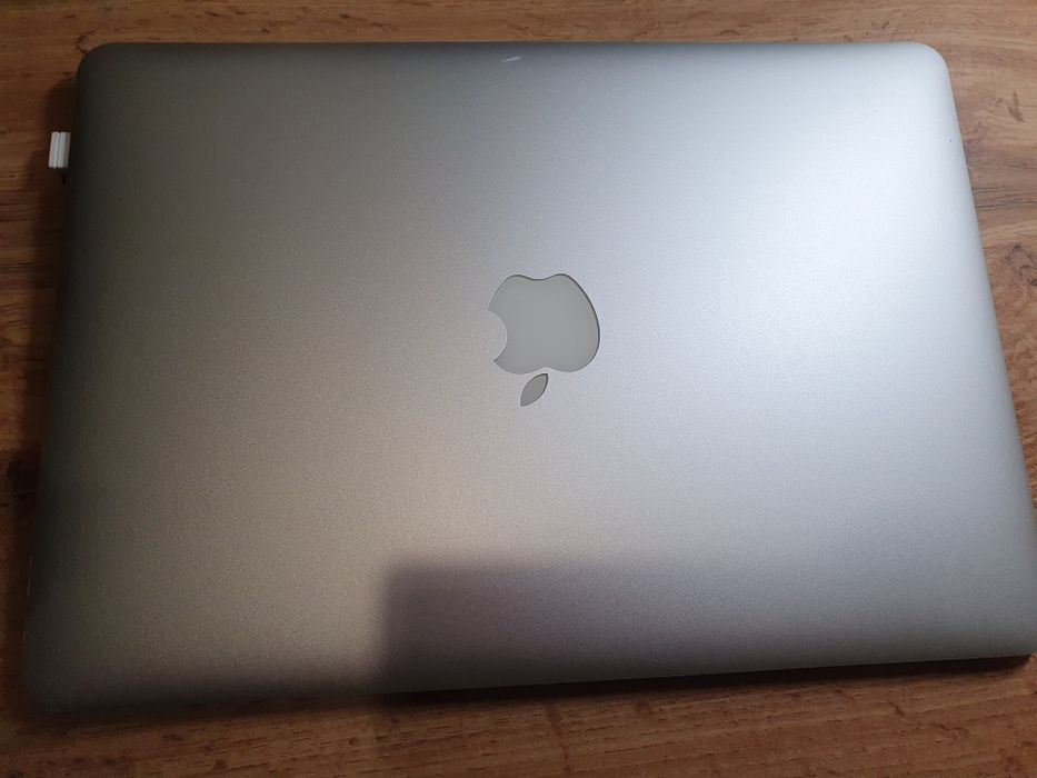 Apple MacBook Air a1466 i5 4/128