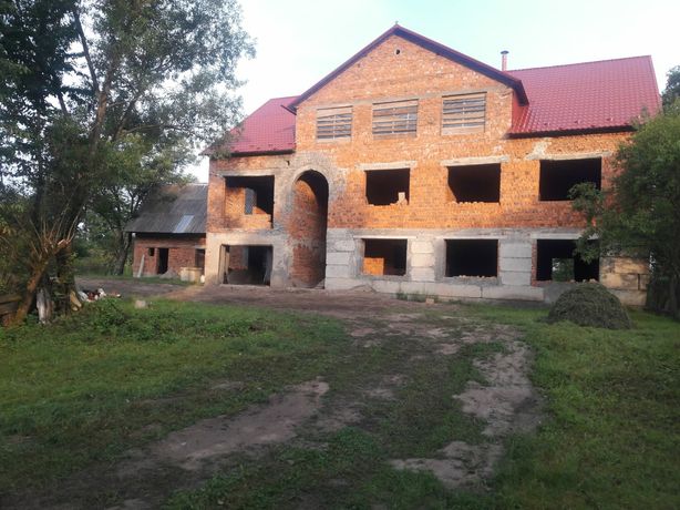 Продається будинок в селі Драгово