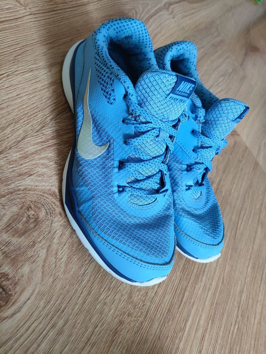 Buty Nike roz 38,5