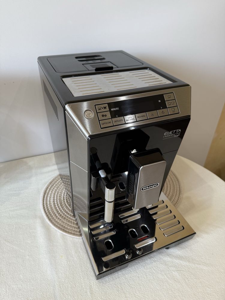 Кавомашина/кофеварка Delonghi Eletta cappuccino TOP