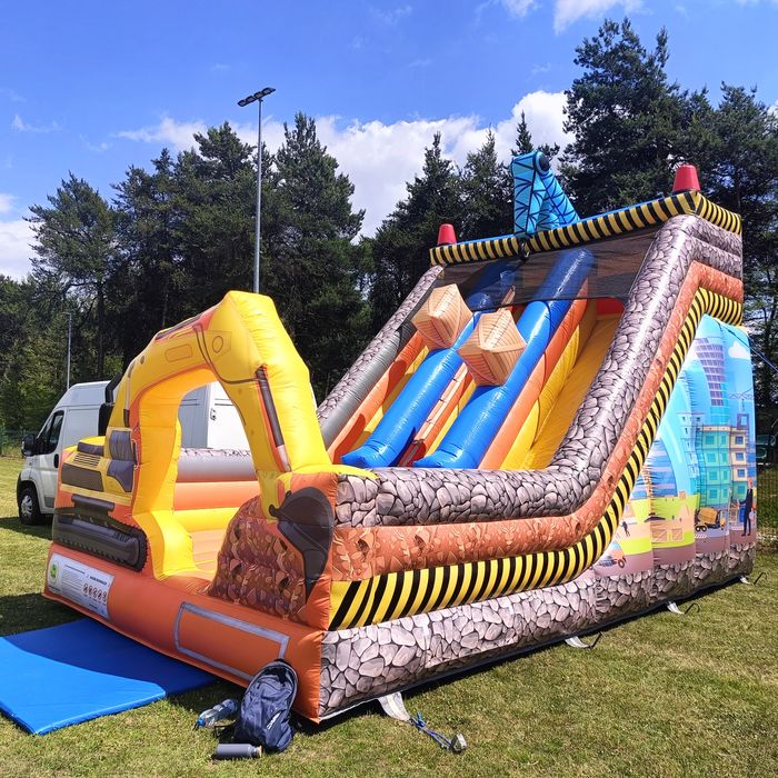 Sprzedam dmuchany zamek plac zabaw